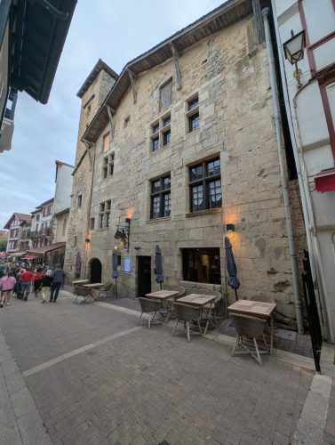 PXL 20250819 164316830