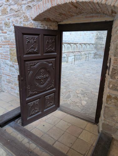 PXL 20250820 124026077.LONG EXPOSURE