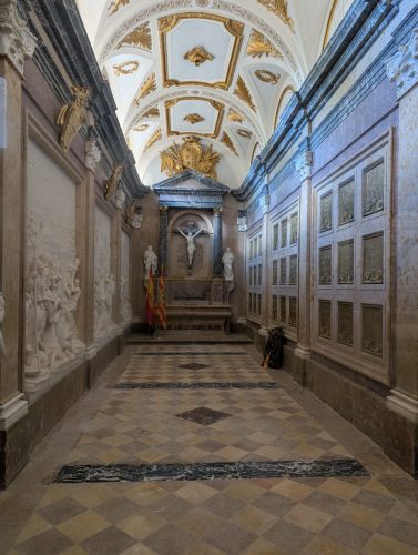 PXL 20250820 124458325