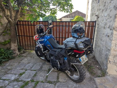 PXL 20250501 060531516