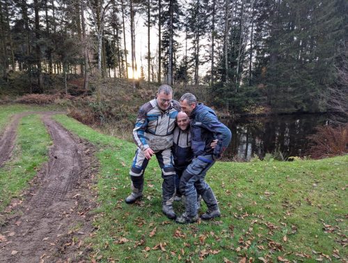 PXL 20251110 153151259