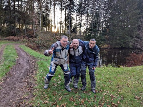 PXL 20251110 153200396