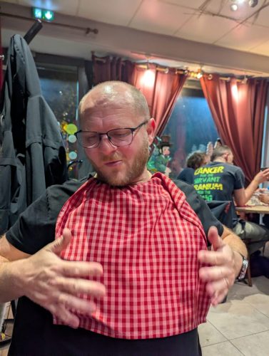 PXL 20251110 195658760