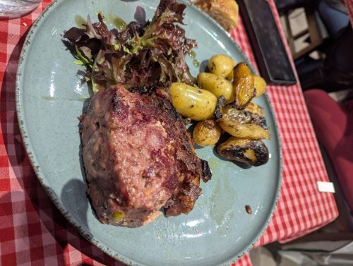 PXL 20251110 202922743